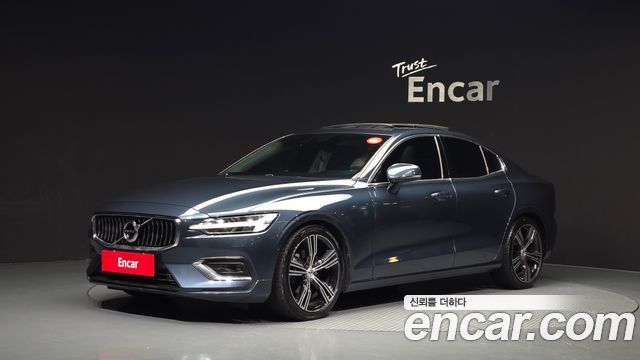 Volvo S60 — exterior