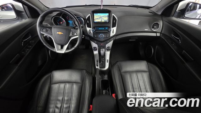 Chevrolet Korea Cruze — interior