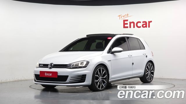 Volkswagen Golf — exterior