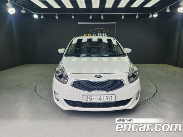 Kia Carens — exterior