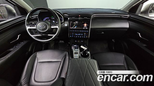 Hyundai Tucson — interior