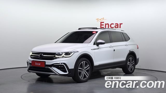 Volkswagen Tiguan — exterior