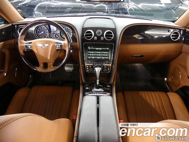Bentley Flying Spur — interior