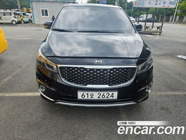 Kia Carnival — exterior