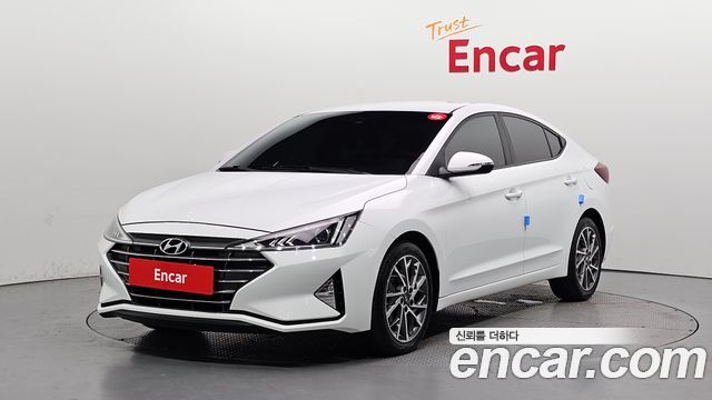 Hyundai Avante — exterior