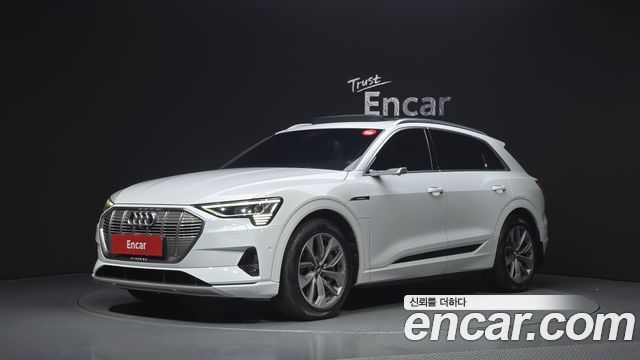 Audi e-tron — exterior