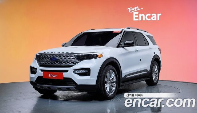 Ford Explorer — exterior