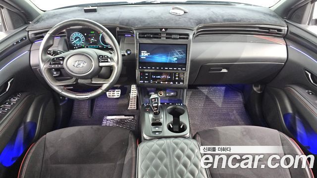 Hyundai Tucson — interior