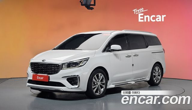 Kia Carnival — exterior