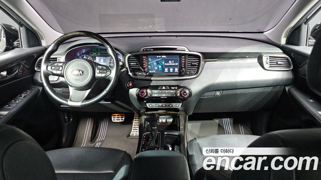 Kia Sorento — interior
