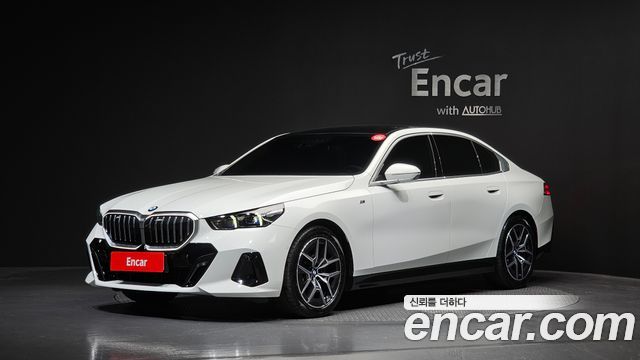 BMW 5 Series — exterior