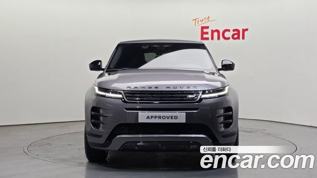 Land Rover Range Rover Evoque — interior