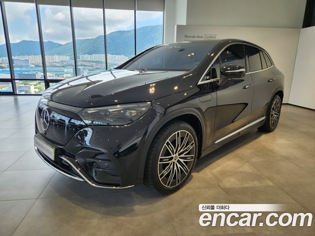 Mercedes-Benz EQE — exterior