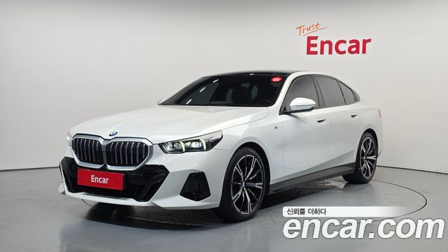 BMW 5 Series — exterior