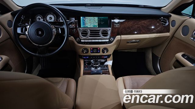 Rolls-Royce Wraith — interior