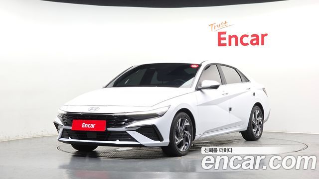 Hyundai Avante — exterior