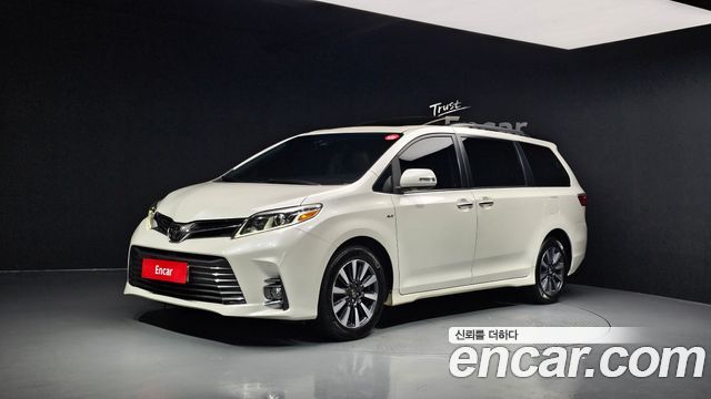 Toyota Sienna — exterior