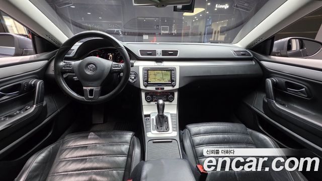 Volkswagen CC — interior