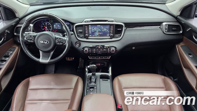 Kia Sorento — interior