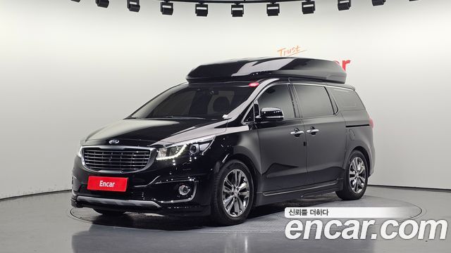 Kia Carnival — exterior