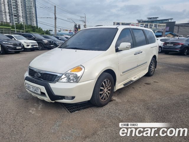Kia Carnival — exterior