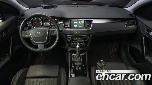 Peugeot 508 — interior