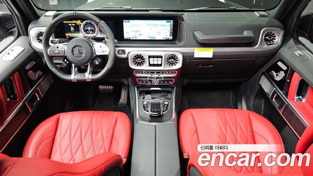 Mercedes-Benz G-Class — interior