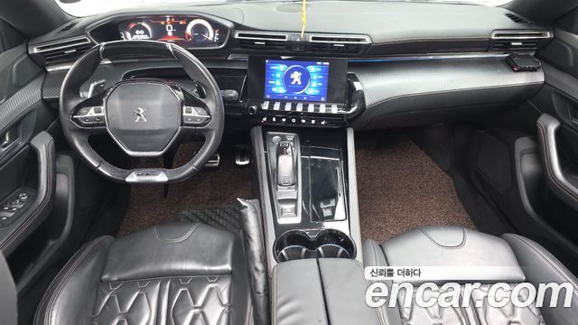 Peugeot 508 — interior