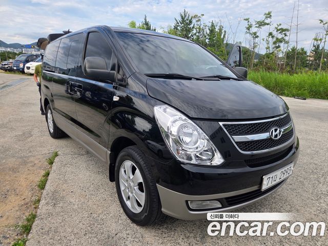 Hyundai Starex — exterior