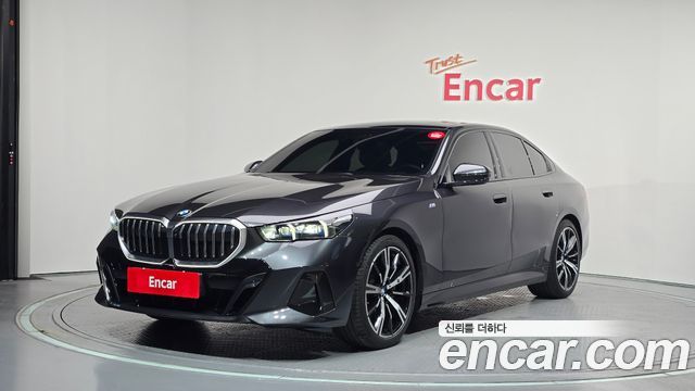 BMW 5 Series — exterior