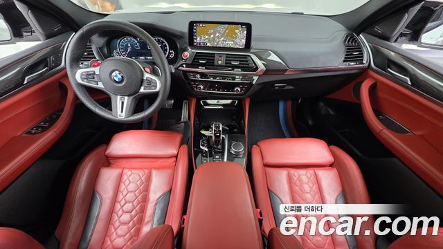 BMW X4M — interior