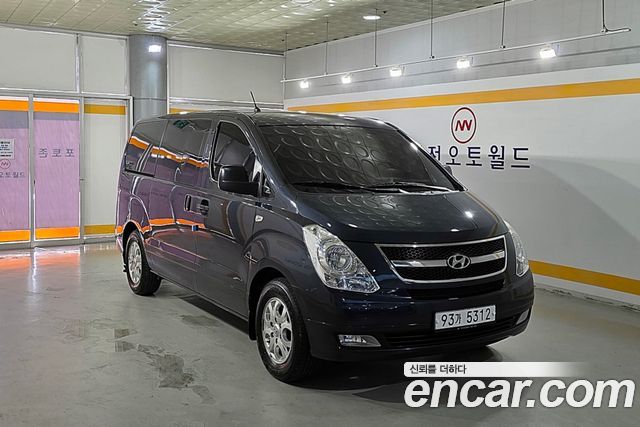Hyundai Starex — exterior