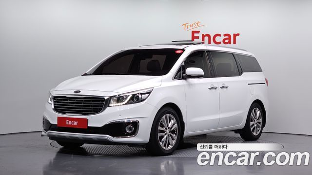 Kia Carnival — exterior