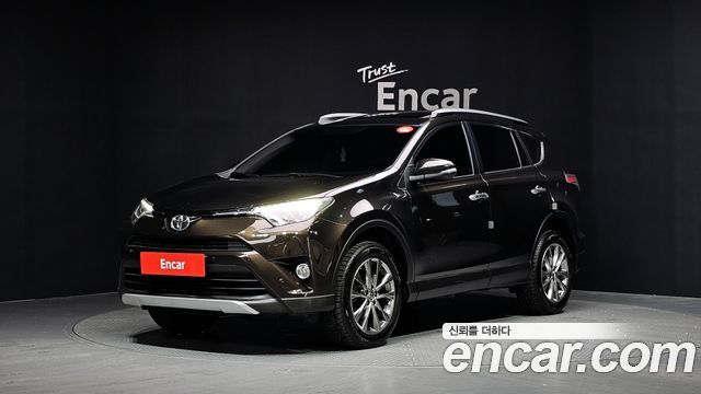 Toyota RAV4 — exterior