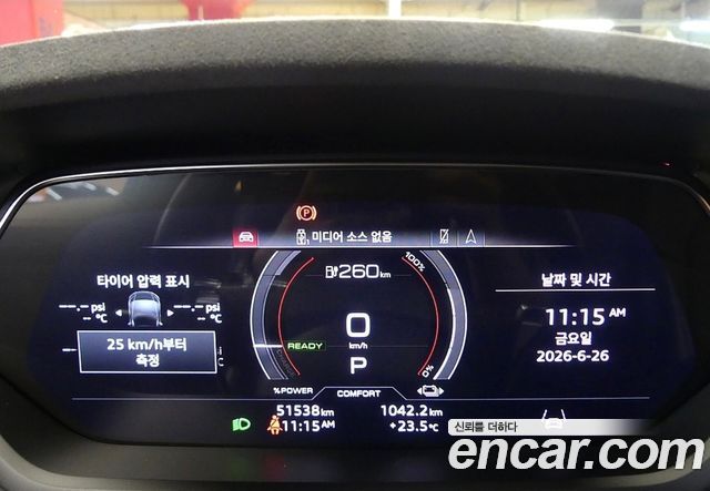 Audi RS e-tron GT — interior
