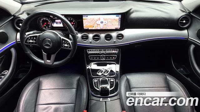 Mercedes-Benz E-Class — interior