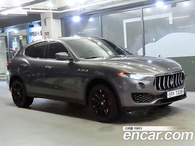 Maserati Levante — exterior