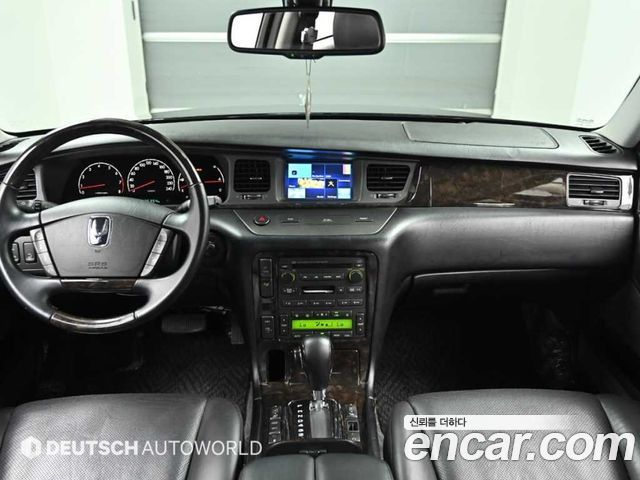 Hyundai Equus — interior