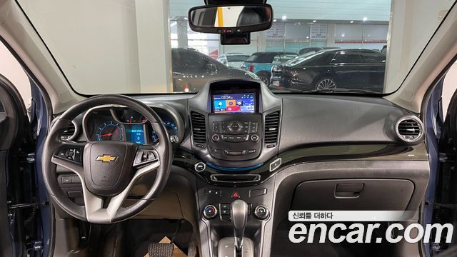 Chevrolet Korea Orlando — interior