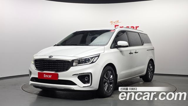 Kia Carnival — exterior