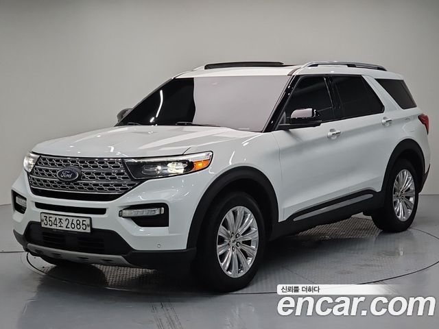 Ford Explorer — exterior