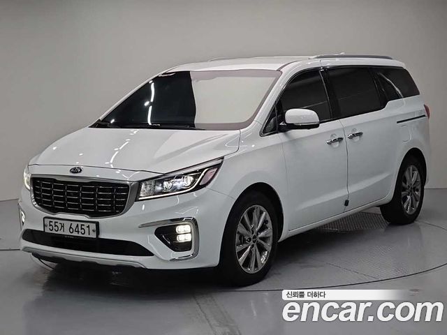 Kia Carnival — exterior