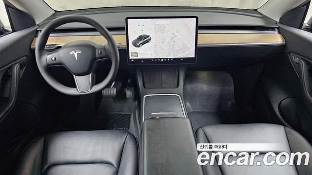 Tesla Model Y — interior