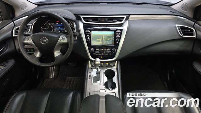 Nissan Murano — interior