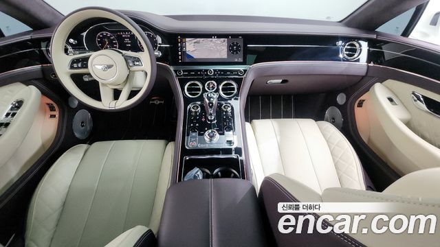 Bentley Continental — interior