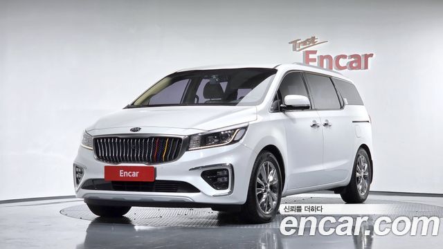 Kia Carnival — exterior