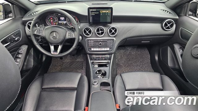Mercedes-Benz A-Class — interior
