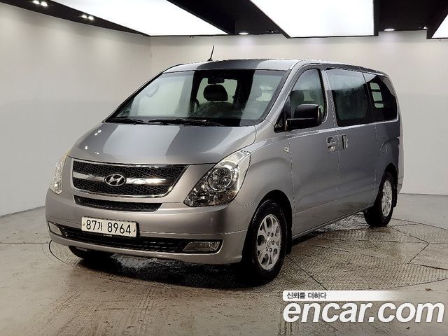 Hyundai Starex — exterior