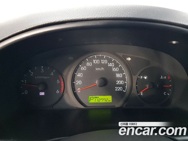 Hyundai Starex — interior