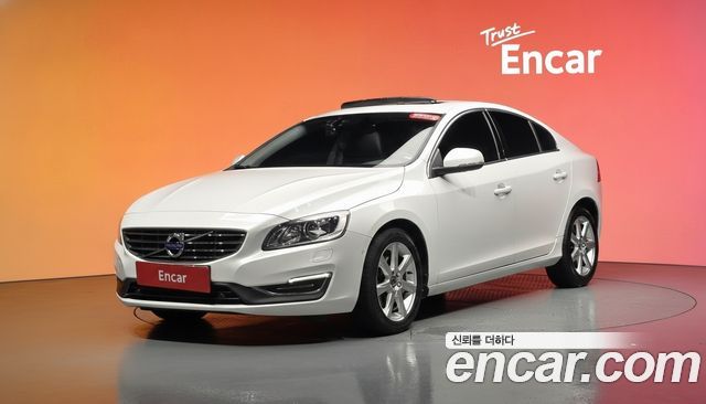 Volvo S60 — exterior